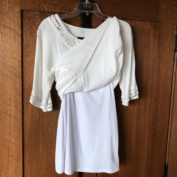 Alyx Dress with Belt - Picture 2 of 4